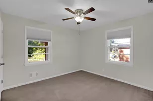 2704 Haynes Ln, Cayce, SC 29033 - Photo 10