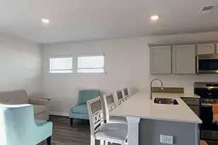 456 Middlebury Ln, Hopkins, SC 29061 - Photo 4