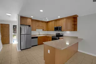 301 Harbor Heights Dr 17D, Lexington, SC 29072 - Photo 6