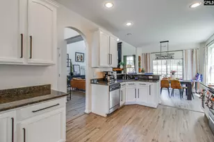 218 Ashburton Ln, West Columbia, SC 29170 - Photo 10