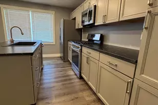 433 Caughman St, Leesville, SC 29070 - Photo 8
