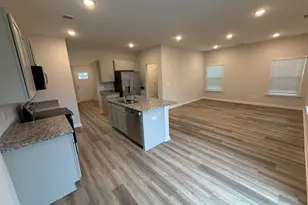 176 Laurinton Farms Dr, Hopkins, SC 29061 - Photo 6