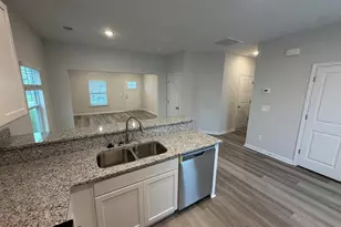 180 Laurinton Farms Dr, Hopkins, SC 29061 - Photo 8