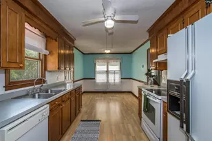 1938 Leander Dr, West Columbia, SC 29172 - Photo 14