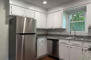 6 Cresecent Ln, Columbia, SC 29212 - Photo 10