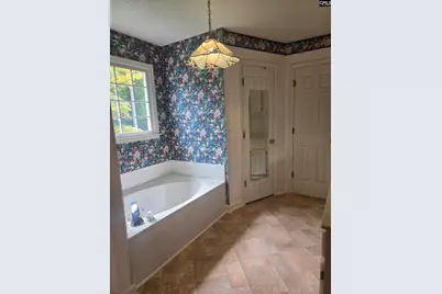 1242 Fredericksburg Drive S, Lugoff, SC 29078 - Photo 10