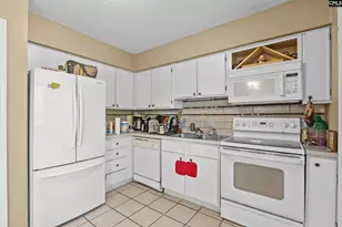4612 Grove Park Ln, Columbia, SC 29210 - Photo 6
