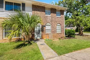 1217 Grove Park Ln, Columbia, SC 29210 - Photo 4