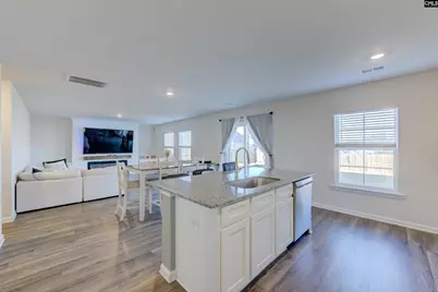 1005 Silver Arctic Way, Hopkins, SC 29061 - Photo 4