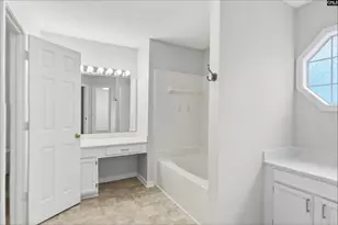 4 Windy Knoll Ct, Columbia, SC 29229 - Photo 10