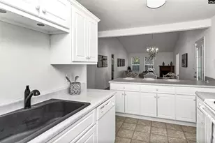 320 Elders Pond Cir, Columbia, SC 29229 - Photo 12