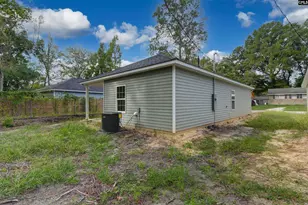 431 Ravenscroft Rd, West Columbia, SC 29170 - Photo 2