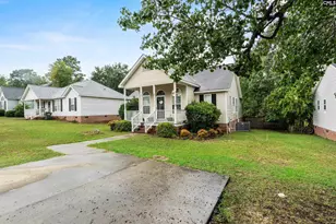 225 Hallie Hills Rd, Lexington, SC 29073 - Photo 2