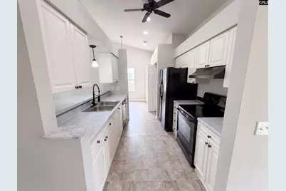 305 Pebble Creek Court, West Columbia, SC 29170 - Photo 2