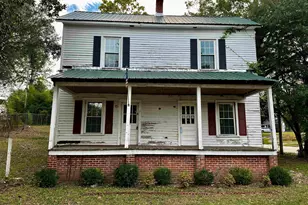 1417 Gardner St, Camden, SC 29020 - Photo 1