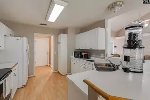 1100 Glendevon Cir, Columbia, SC 29229 - Photo 14