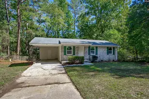 916 Swan Ln, Columbia, SC 29203 - Photo 1