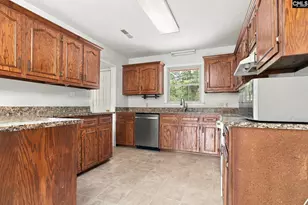 5991 Acton, Dalzell, SC 29040 - Photo 2