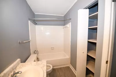 1208 Bush River Road G4, Columbia, SC 29210 - Photo 18