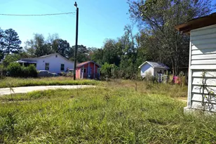 234 W Williams St, Sumter, SC 29150 - Photo 12
