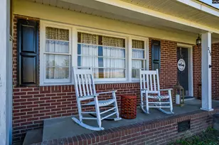 238 Highland Ave, Batesburg, SC 29006 - Photo 2