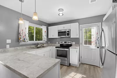 929 Vernon Court, Columbia, SC 29203 - Photo 2