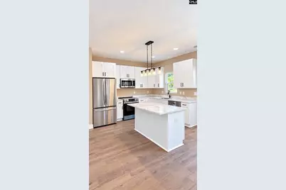 438 Staffordshire Road, Columbia, SC 29203 - Photo 2
