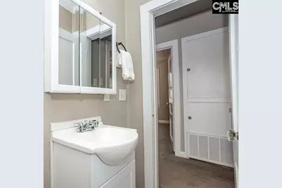 1301 Oakland Avenue, Cayce, SC 29033 - Photo 10