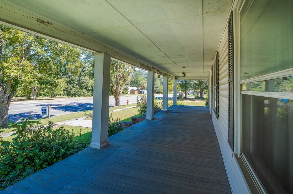 609 Springfield Rd, Springfield, SC 29146