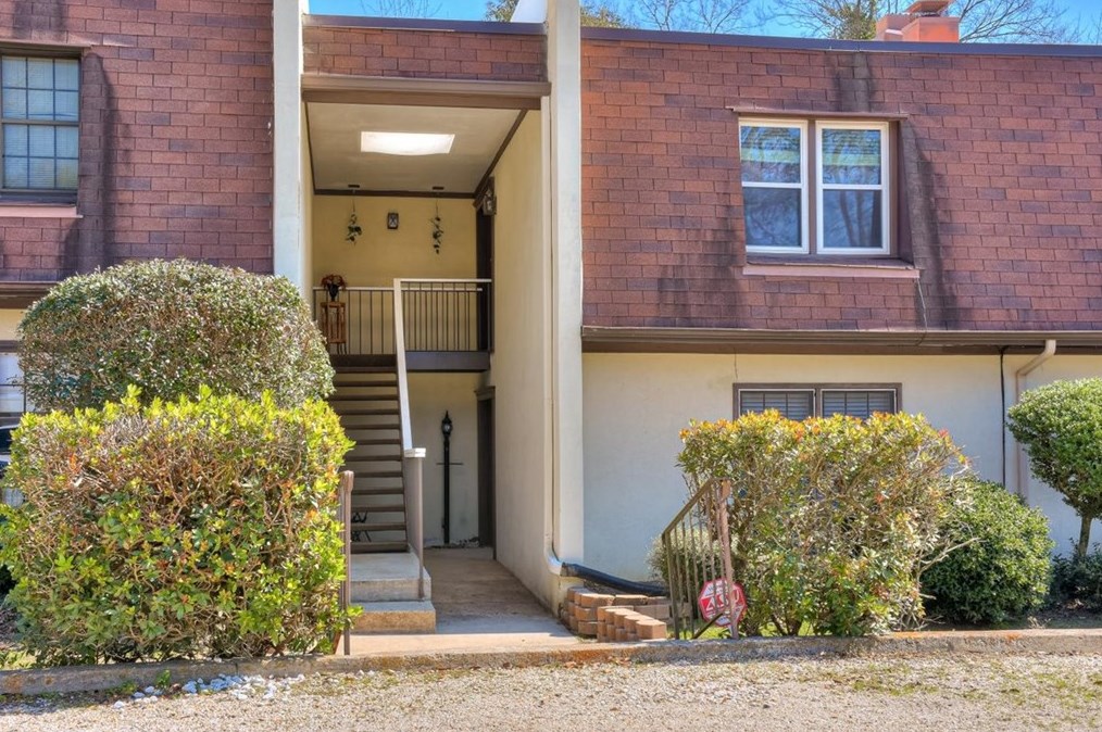 316 Laurens St, Aiken, SC 29801-4859