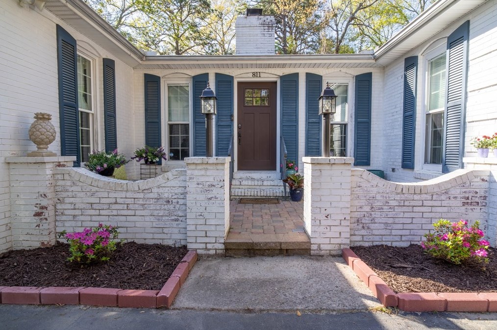 811 Spring Dr, Aiken, SC 29801-2860