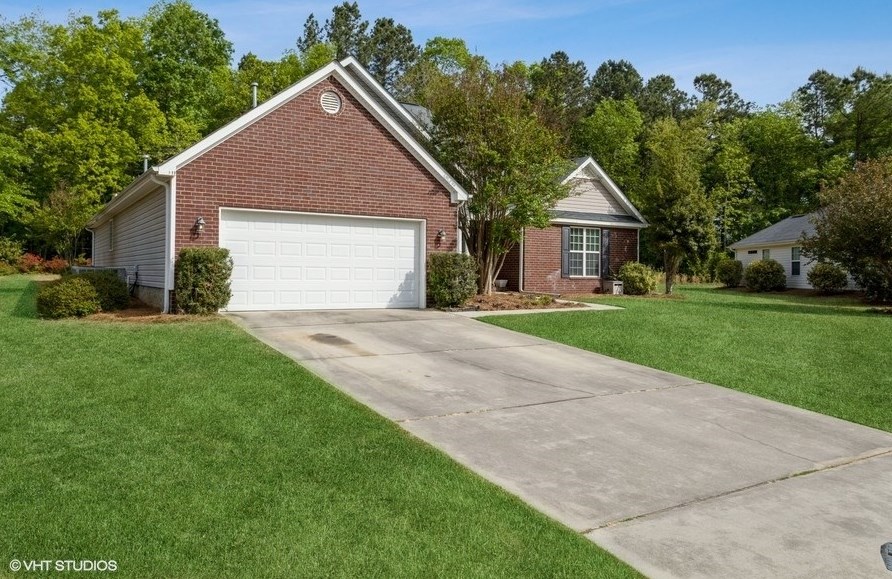 1137 Cinnamon Dr, Aiken, SC 29803-3673