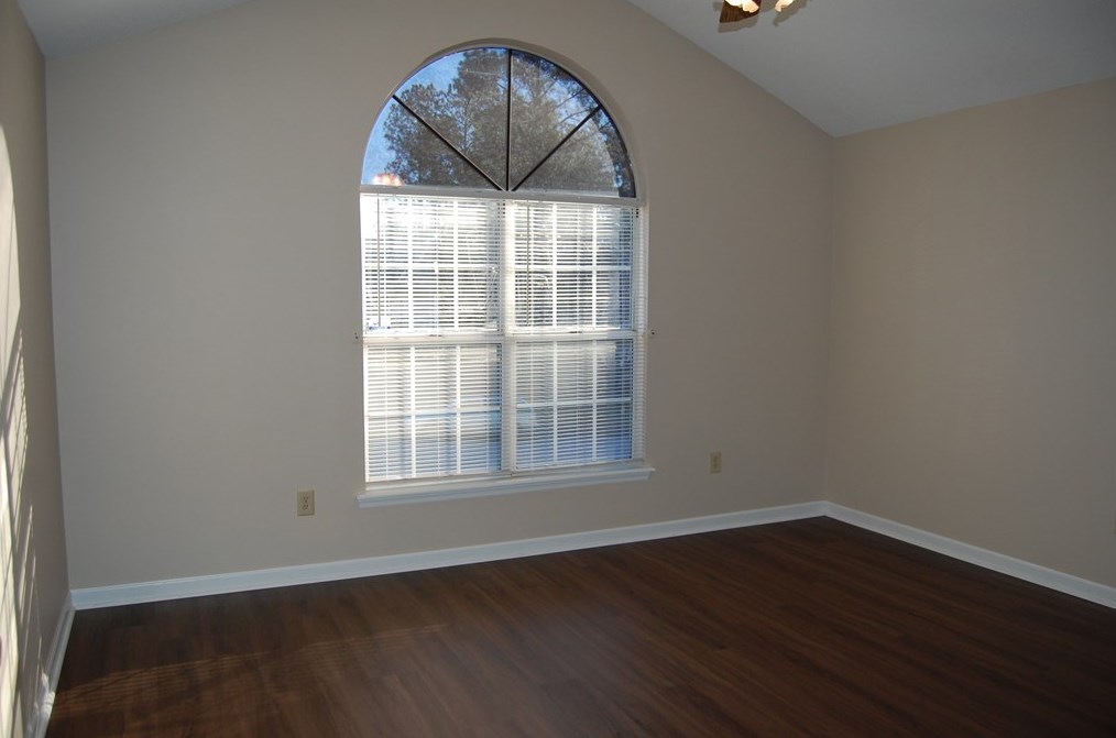34 Suffolk Dr, Aiken SC  29803-7820 exterior