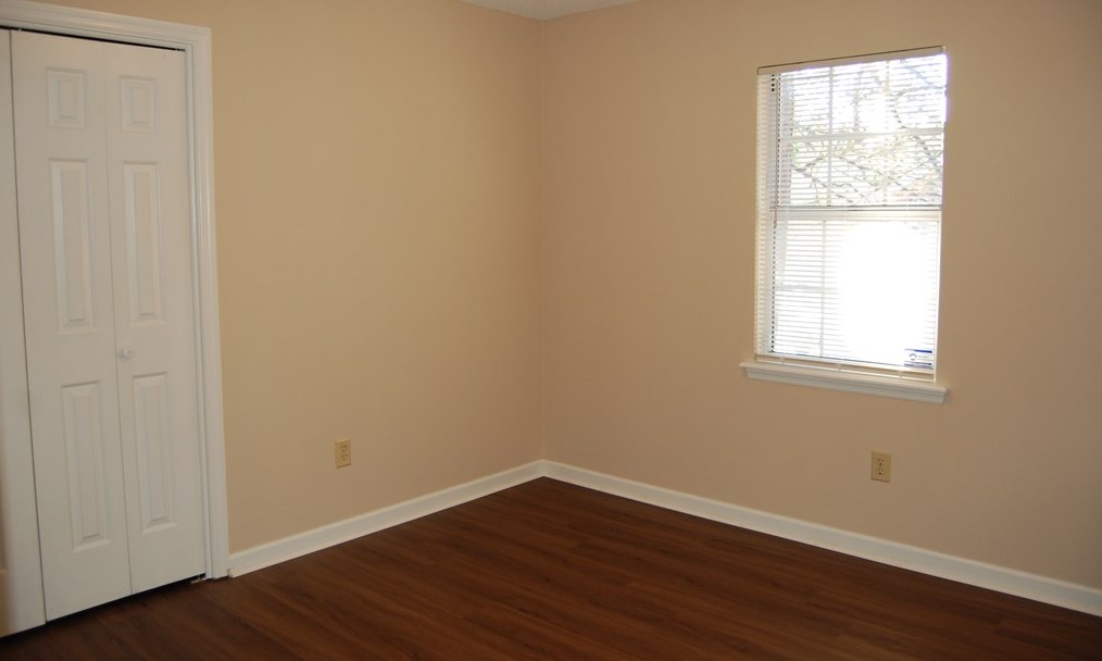 34 Suffolk Dr, Aiken SC  29803-7820 exterior