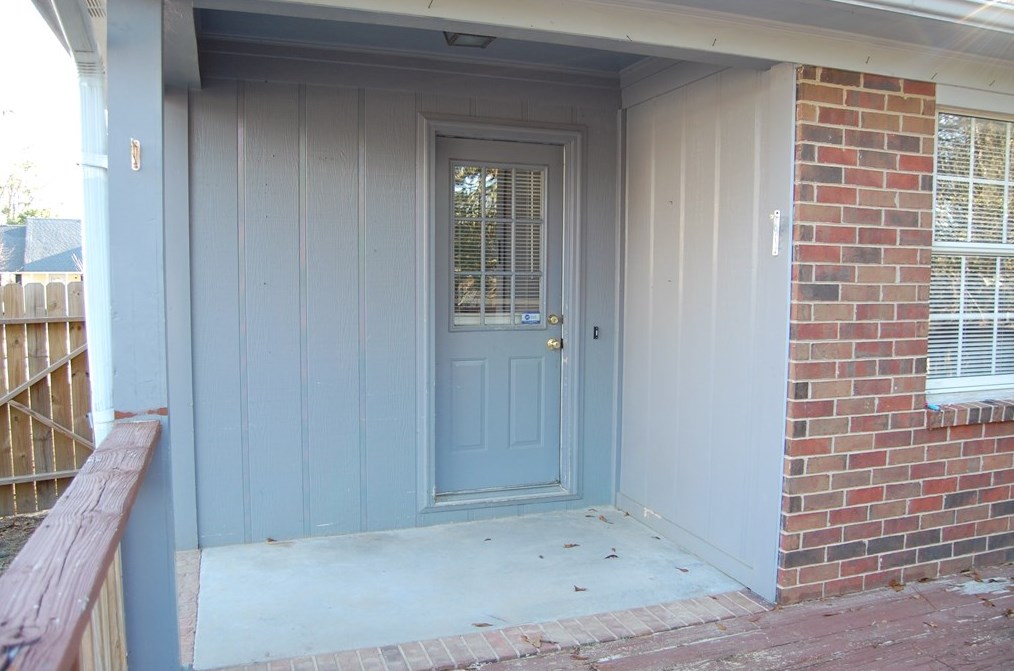 34 Suffolk Dr, Aiken SC  29803-7820 exterior
