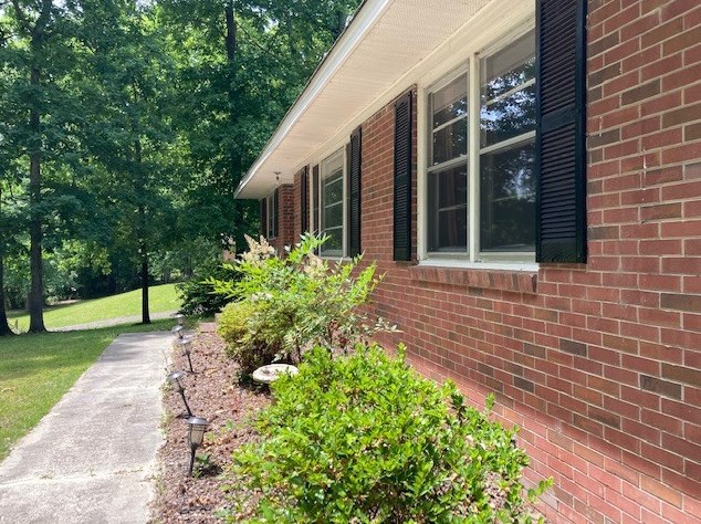 906 Woodside Dr, Johnston, SC 29832