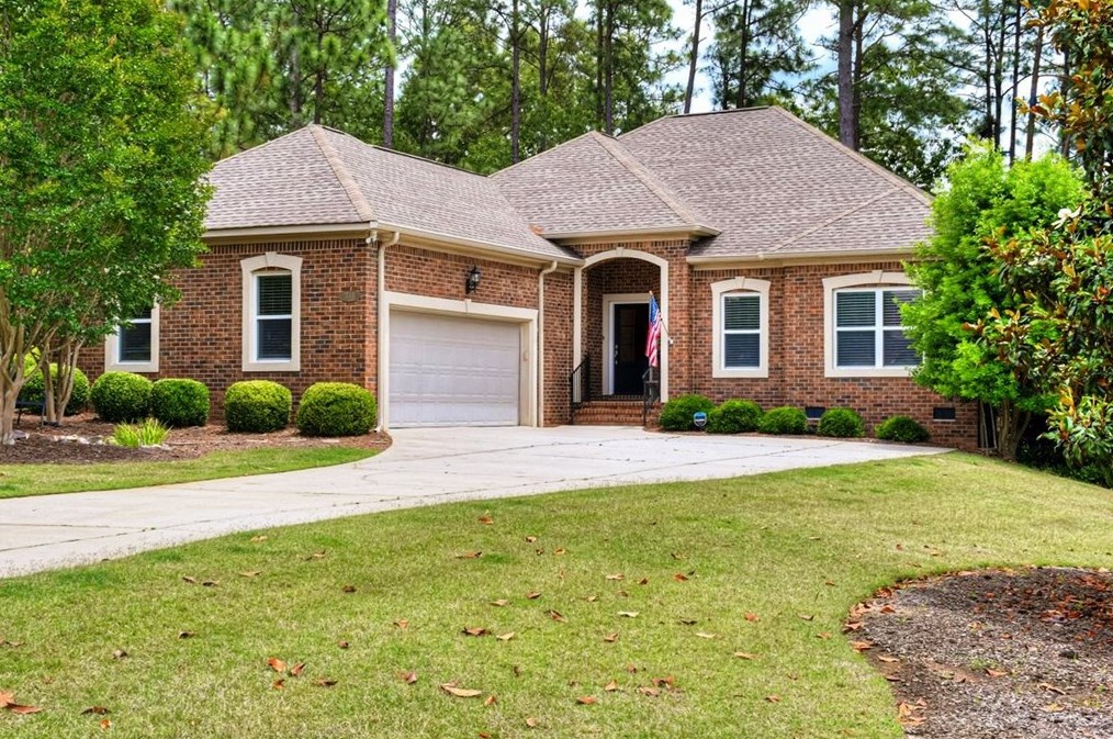 348 Pleasant Colony Dr, Aiken SC  29803-1626 exterior