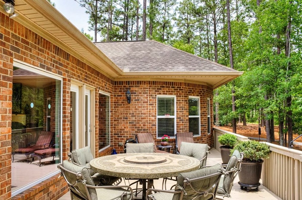 348 Pleasant Colony Dr, Aiken SC  29803-1626 exterior