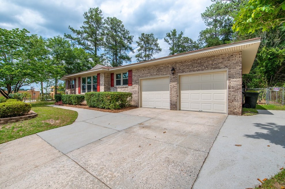 1907 N Whitebark Ave, North Augusta, SC 29841