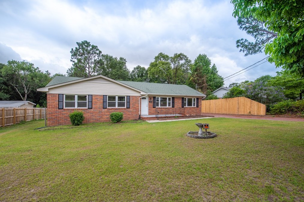 3315 Colonial Dr, Aiken, SC 29801-3024