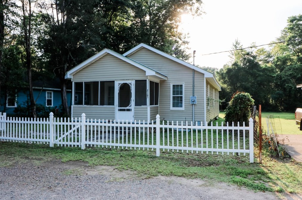 219 Williamsburg St, Aiken, SC 29801-4457