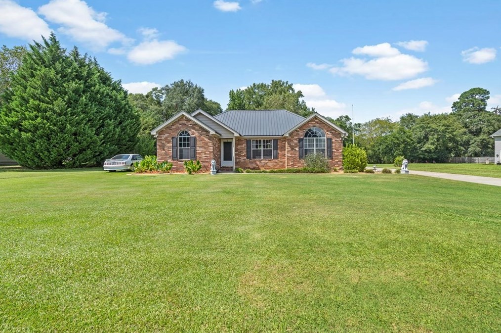 8 Summerfield Ct, Trenton, SC 29847-2832