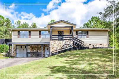 395 Glenwood Drive - Photo 1