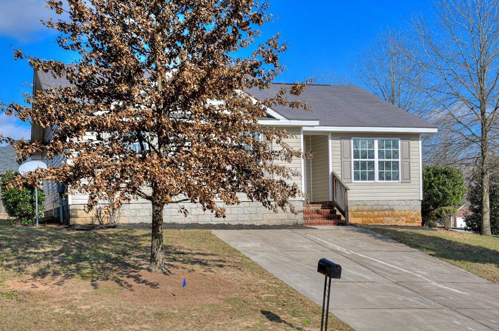 2112 Winding Trail Rd, Graniteville, SC 29829