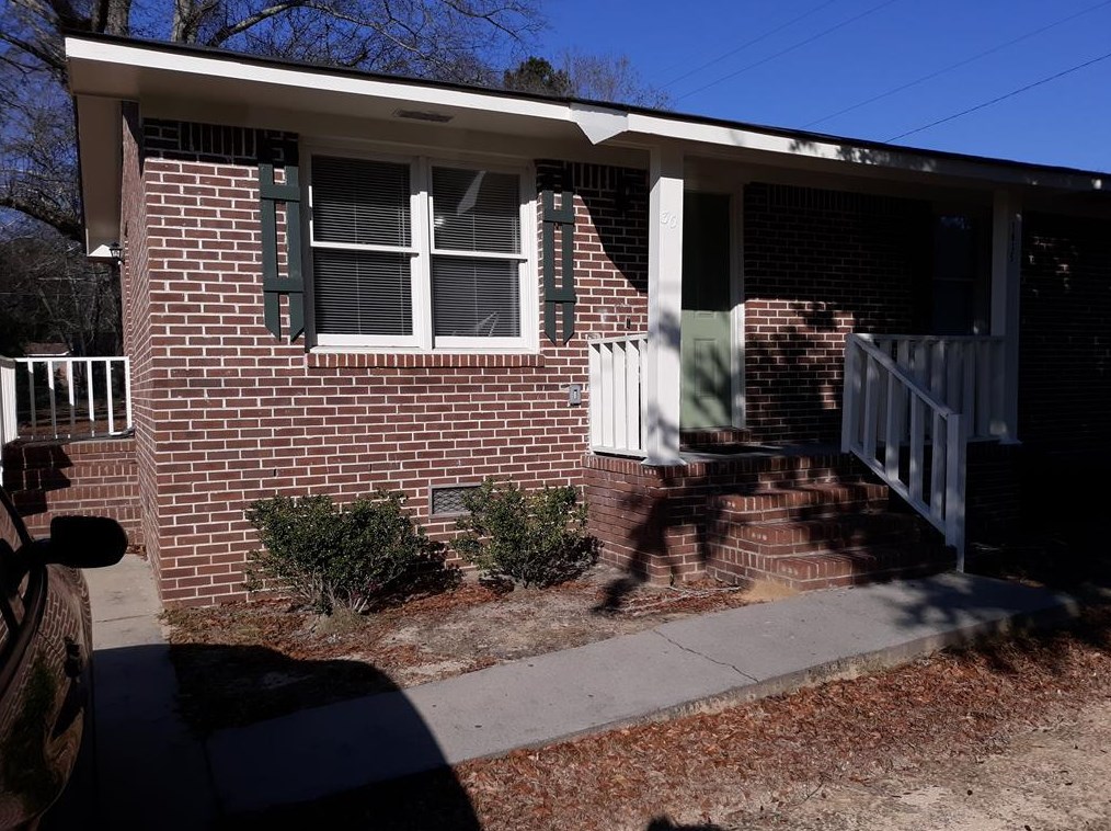 1615 Clinton St, Barnwell, SC 29812