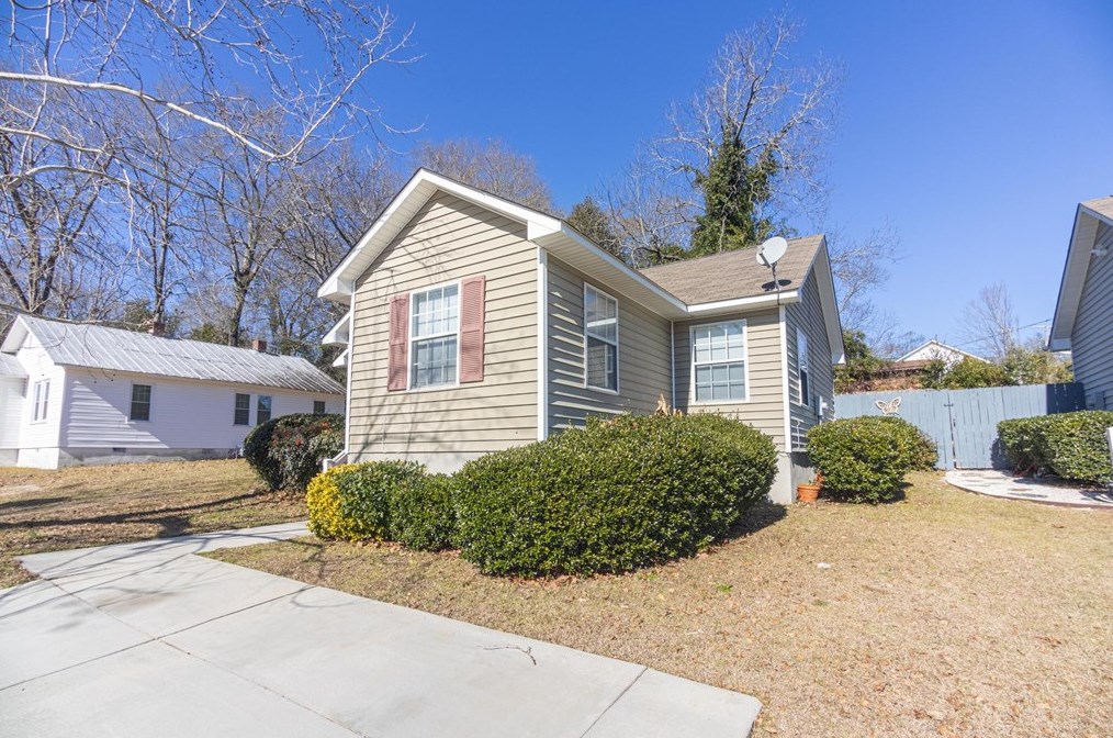 806 Dillon Ave, Aiken, SC 29801-3641