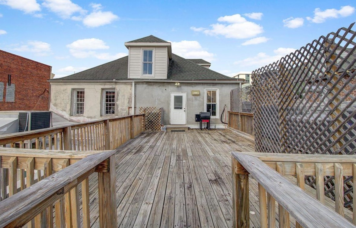 338 King St, Charleston SC 29401-1496 exterior