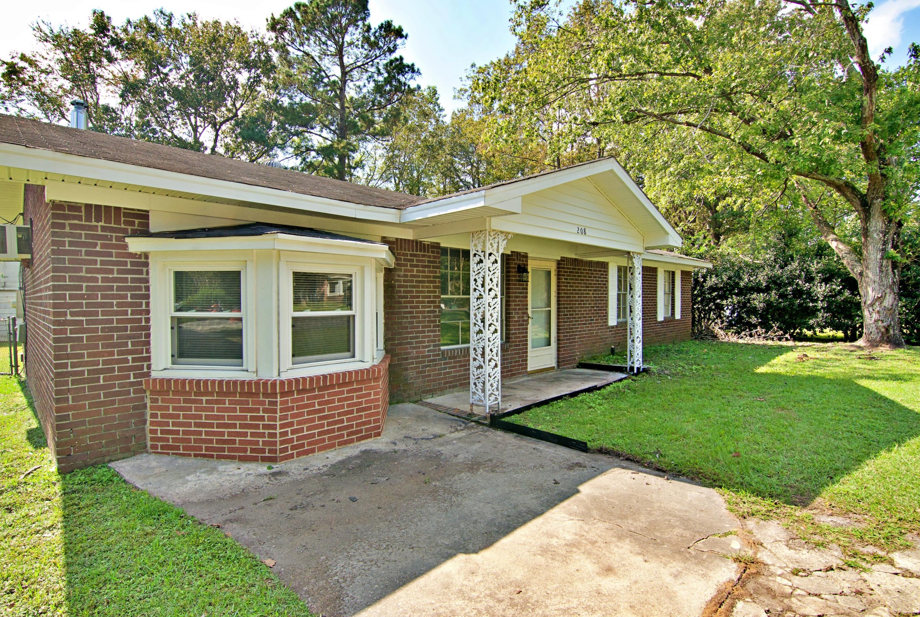 208 Eagle Dr, Summerville, SC 29485-7021