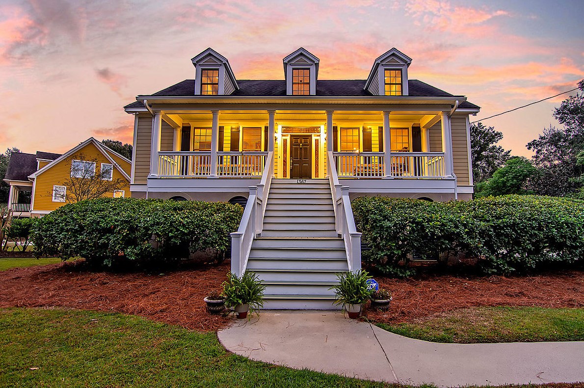1367 Edgewater Dr, Charleston, SC 29407-7636