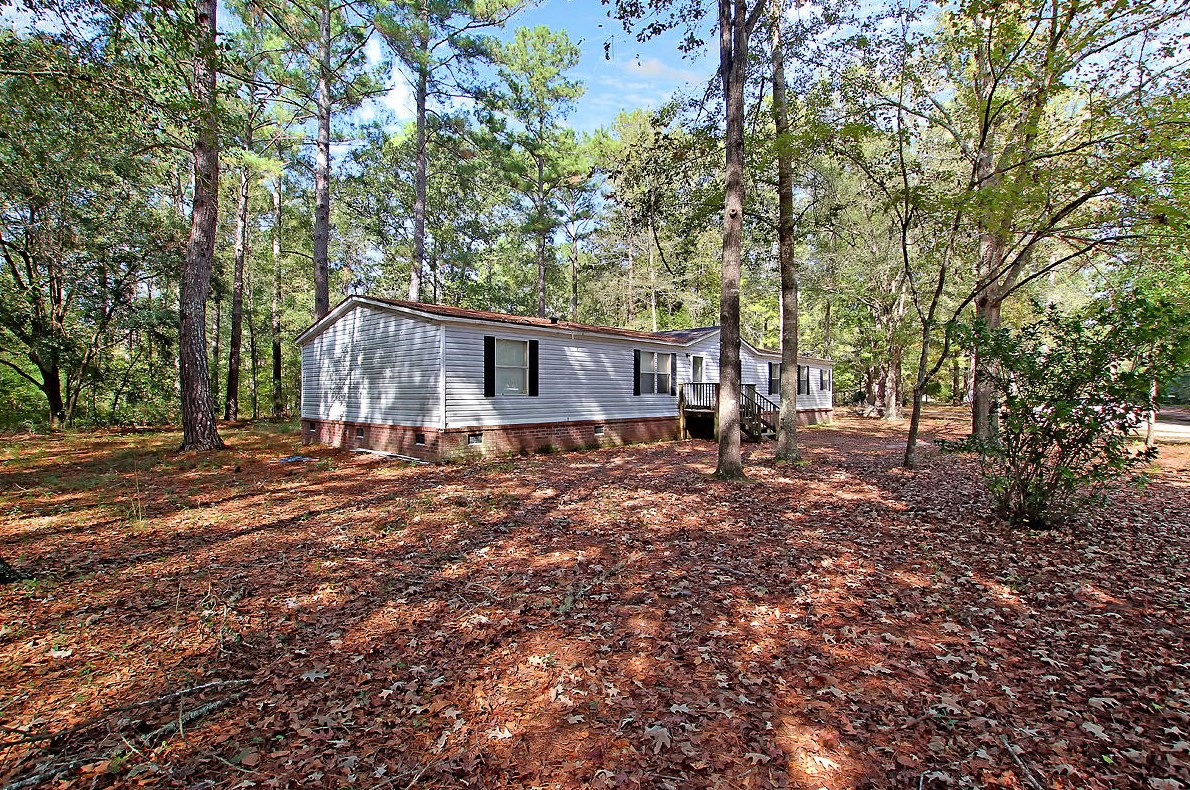 1097 Poling Ln, Round O, SC 29474-3934